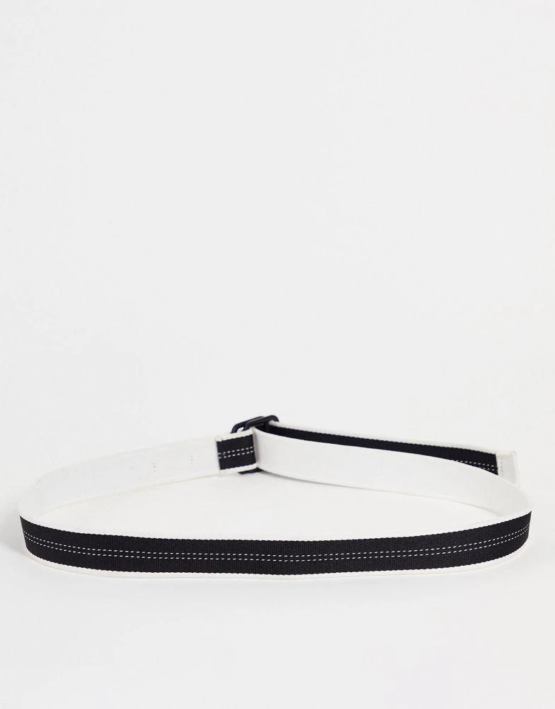商品Levi's|Levi's web belt with baby boxtab logo in black/white,价格¥187,第2张图片详细描述