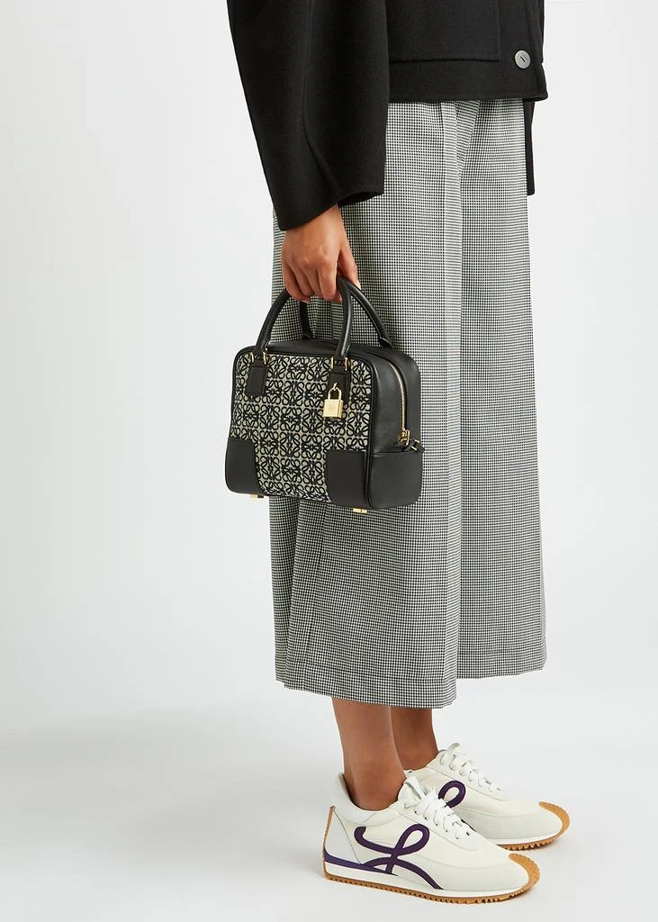 商品Loewe|Amazona 19 logo-jacquard top handle bag,价格¥13519,第5张图片详细描述