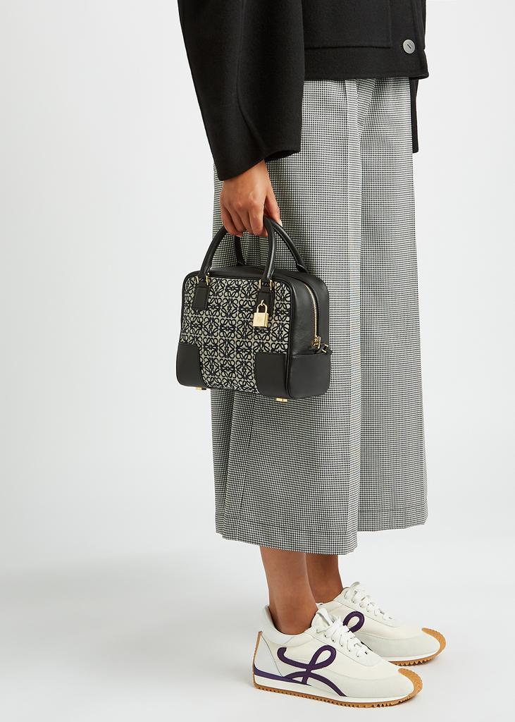 商品Loewe|Amazona 19 logo-jacquard top handle bag,价格¥16832,第7张图片详细描述