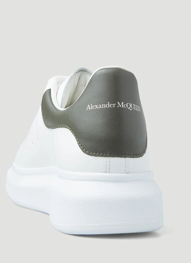 Oversized Sneakers in White 商品