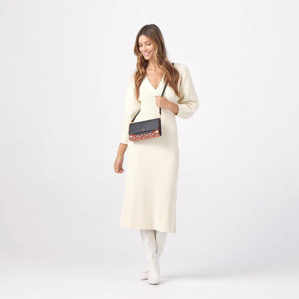 商品Hammitt Retiring Styles|AJ Crossbody Clutch | Texas Tapestry/Brushed Gold Hammered,价格¥1671,第3张图片详细描述
