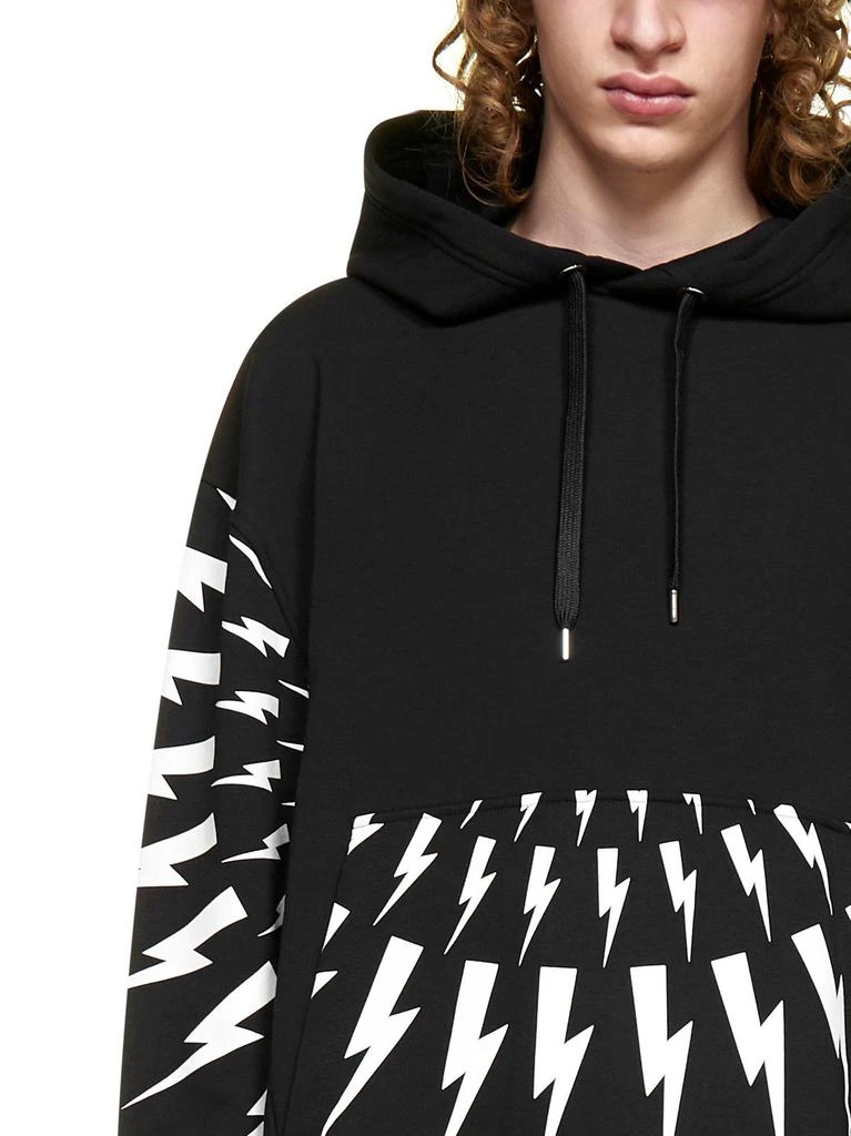 商品Neil Barrett|Neil Barrett Thunderbolt Print Drawstring Hoodie,价格¥2659,第5张图片详细描述