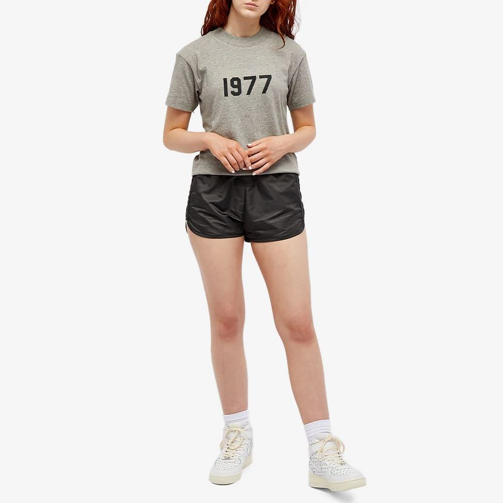 商品Essentials|FEAR OF GOD ESSENTIALS Women's Running Shorts - Iron,价格¥324,第4张图片详细描述