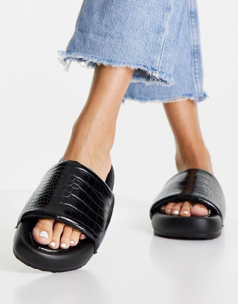 商品ASOS|ASOS DESIGN Finsbury padded vamp sliders in black croc,价格¥75,第2张图片详细描述