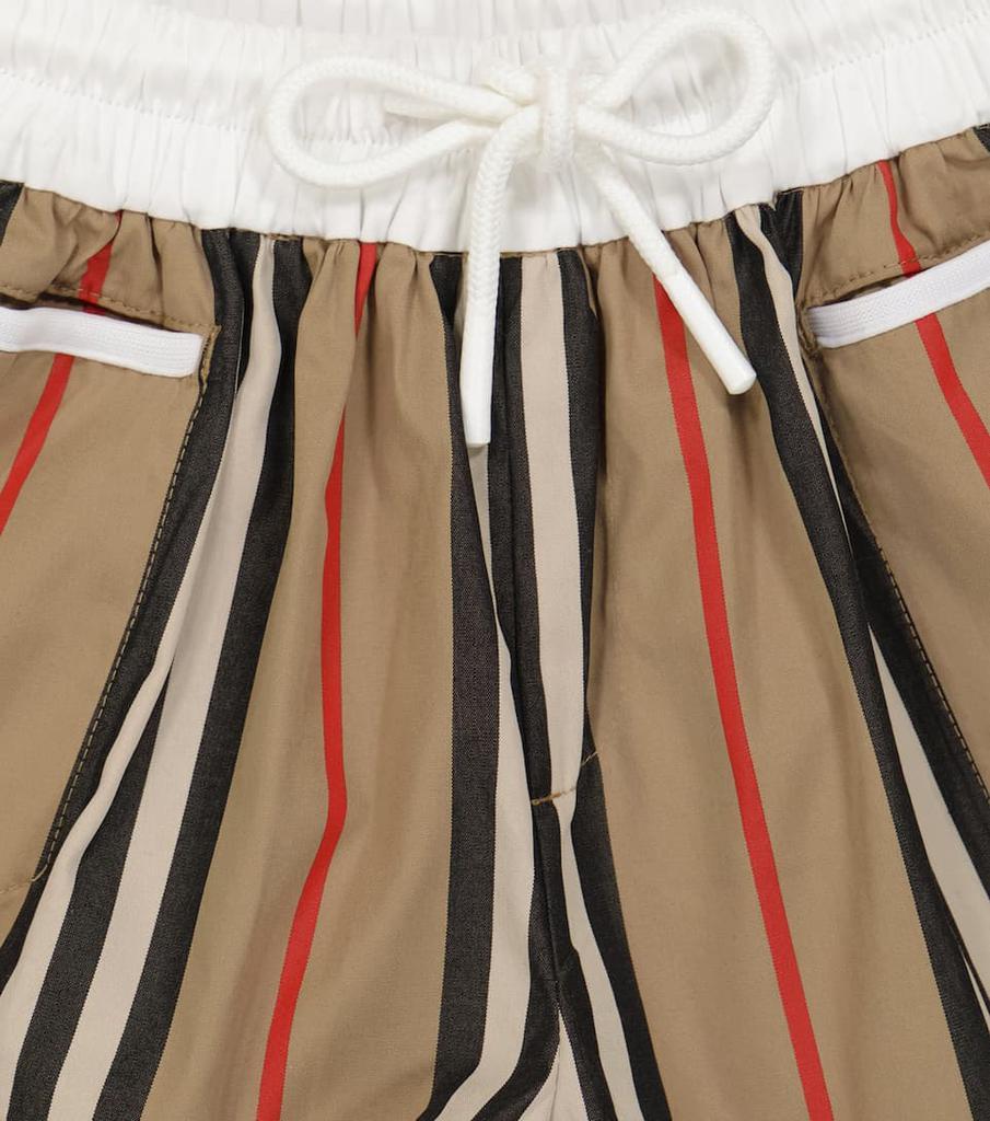 商品Burberry|Baby Icon Stripe棉质短裤,价格¥1466,第5张图片详细描述