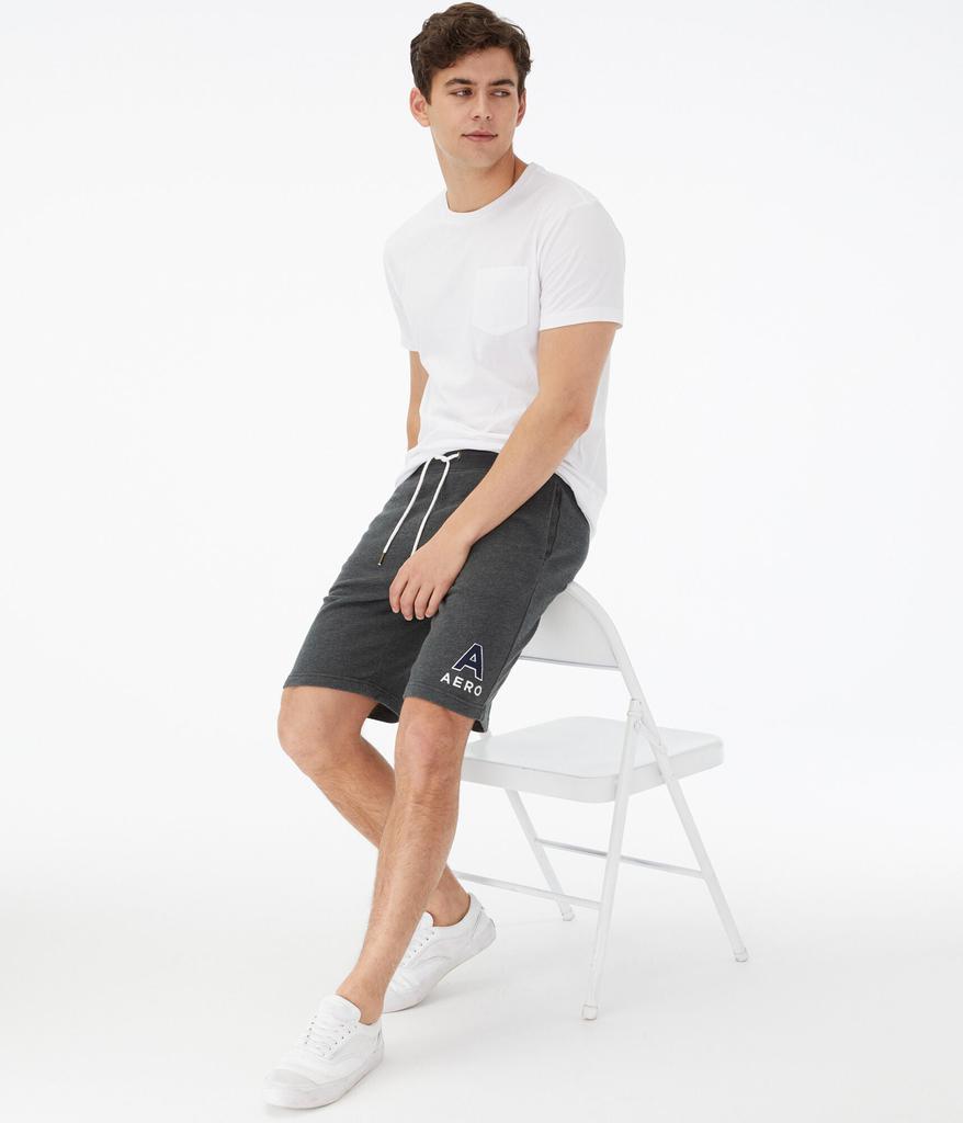 商品Aeropostale|Aeropostale Mens Logo Fleece Shorts,价格¥59,第5张图片详细描述