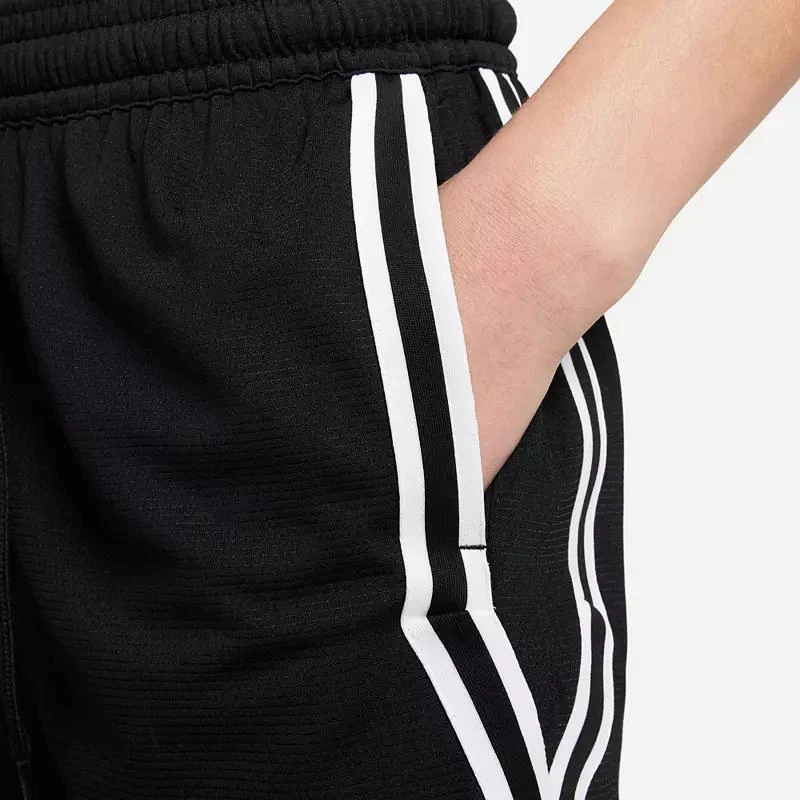 商品NIKE|Nike Women's Fly Crossover Basketball Shorts,价格¥124,第5张图片详细描述