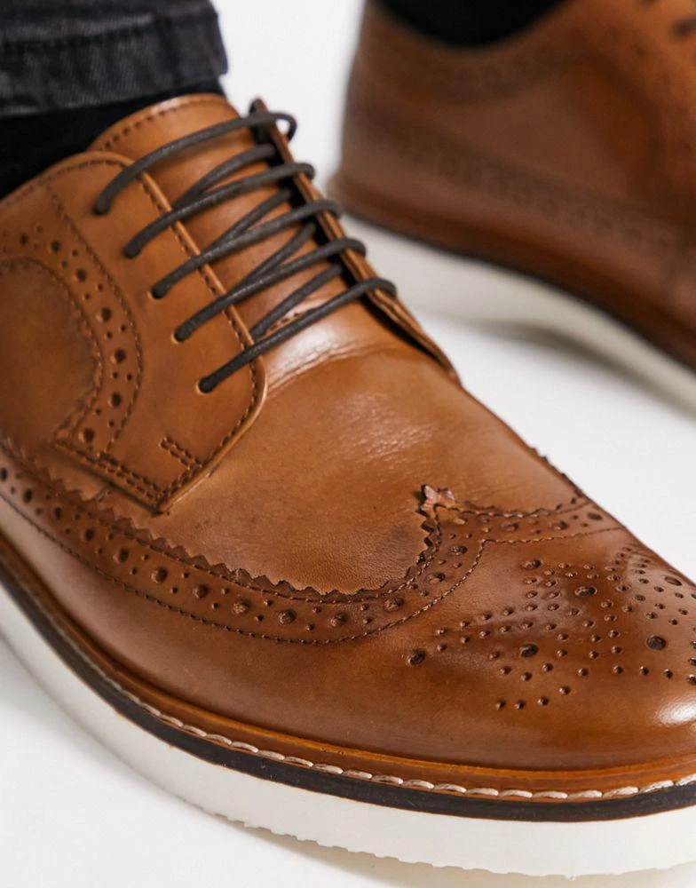 商品ASOS|ASOS DESIGN brogue shoe in light tan leather on white wedge sole,价格¥375,第2张图片详细描述