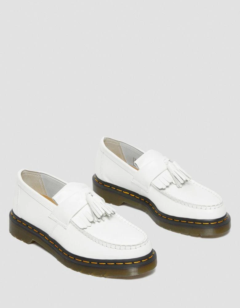 商品Dr. Martens|Dr Martens Adrian tassle loafer in white,价格¥853,第2张图片详细描述