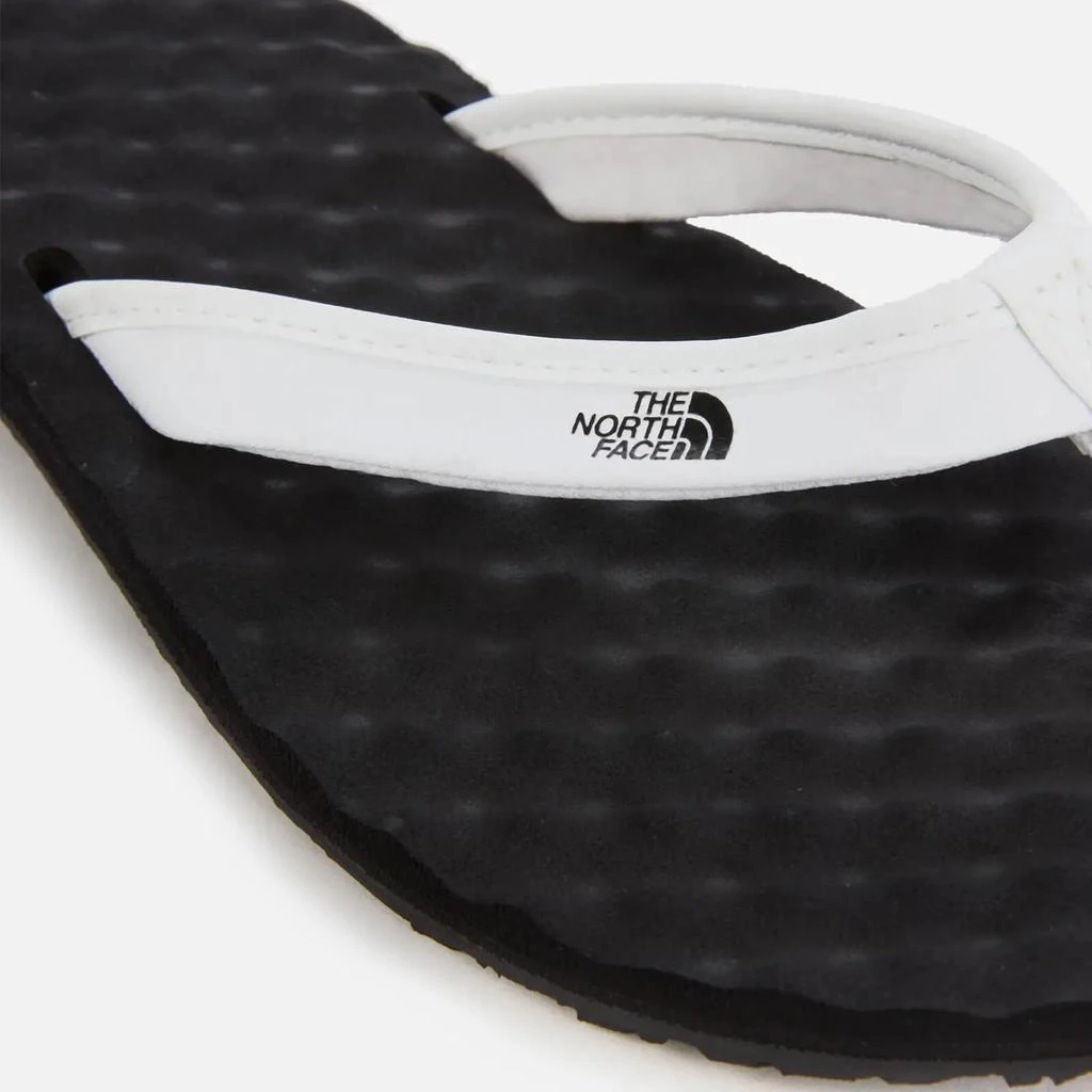 商品The North Face|The North Face Women's Base Camp Mini Il Flip Flops,价格¥202,第4张图片详细描述