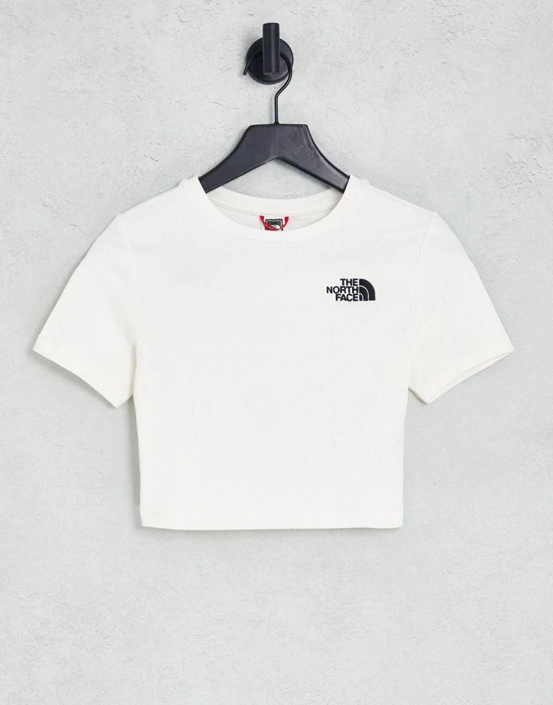 商品The North Face|The North Face cropped t-shirt in white Exclusive at ASOS,价格¥204,第1张图片