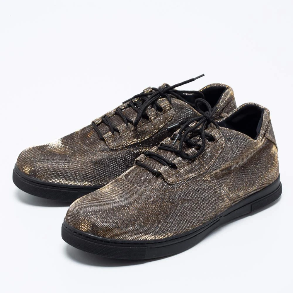 商品Stuart Weitzman|Stuart Weitzman Gold Lurex Fabric Lace-Up Sneakers Size 37,价格¥977,第2张图片详细描述