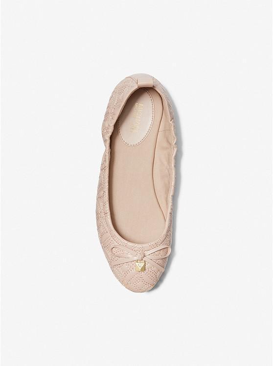商品Michael Kors|Juliette Quilted Faux Leather Ballet Flat,价格¥346,第5张图片详细描述