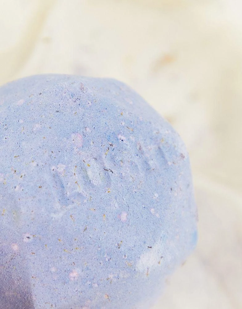 商品Lush|LUSH Best Before Bed Bath Bomb and Bubble Bar Set,价格¥147,第2张图片详细描述