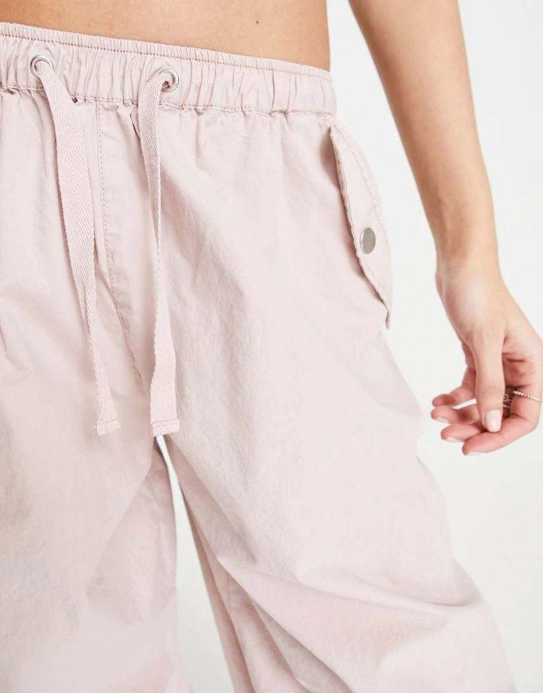 商品ASOS|ASOS DESIGN parachute cargo trouser in washed blush,价格¥360,第2张图片详细描述