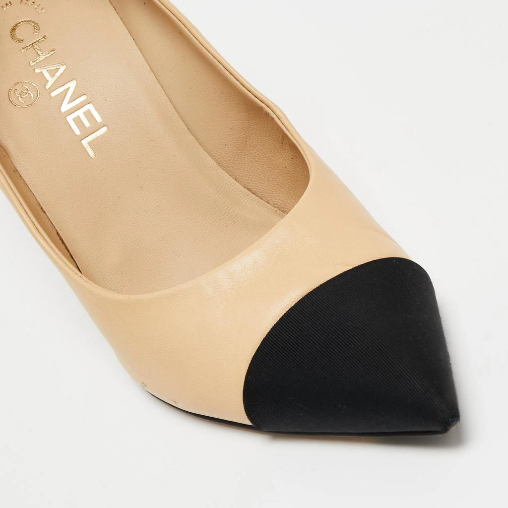 Chanel Beige/Black Leather And Canvas Faux Pearl Cap Toe Pointed Toe Pumps Size 38 商品