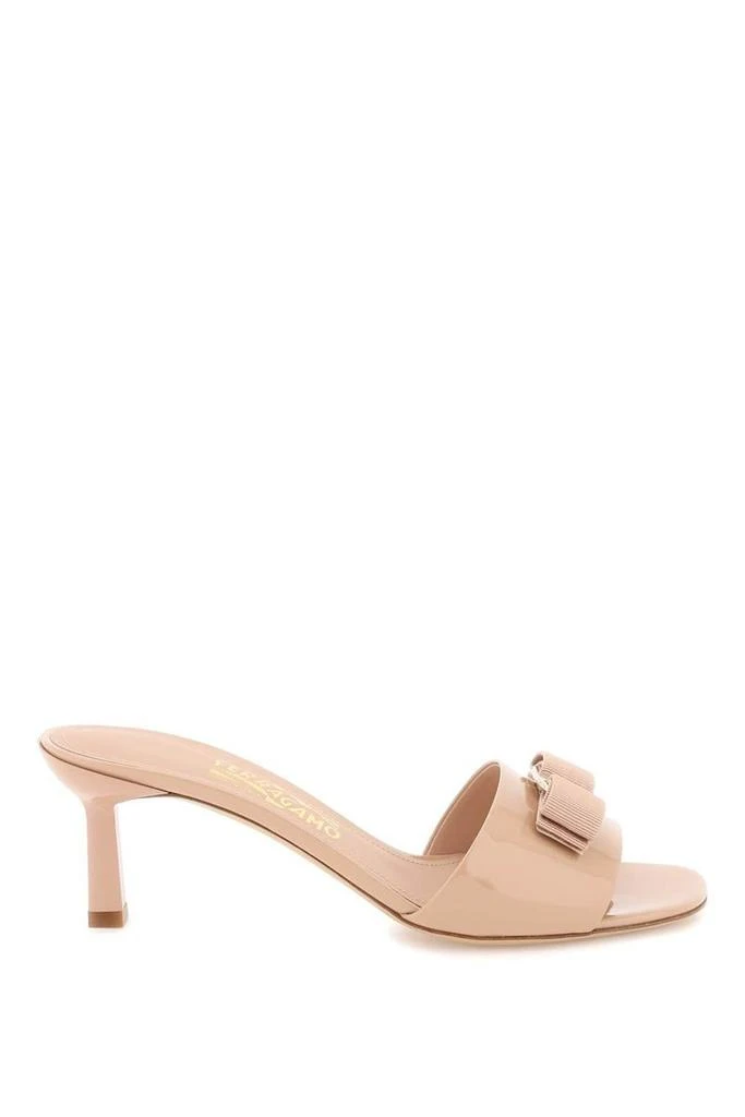 商品Salvatore Ferragamo|Salvatore ferragamo patent leather mules with vara bow,价格¥4502,第1张图片