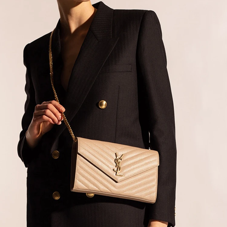 商品[国内直发] Yves Saint Laurent|圣罗兰 YSL Monogram金标Logo绗缝粒面压印链条 皮革 钱包单肩斜挎包 常规 女款 暗米色,价格¥10488,第11张图片详细描述