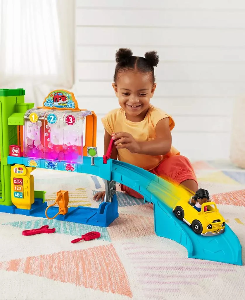 商品Fisher Price|Little People Light-Up Learning Garage Toddler Playset,价格¥336,第5张图片详细描述
