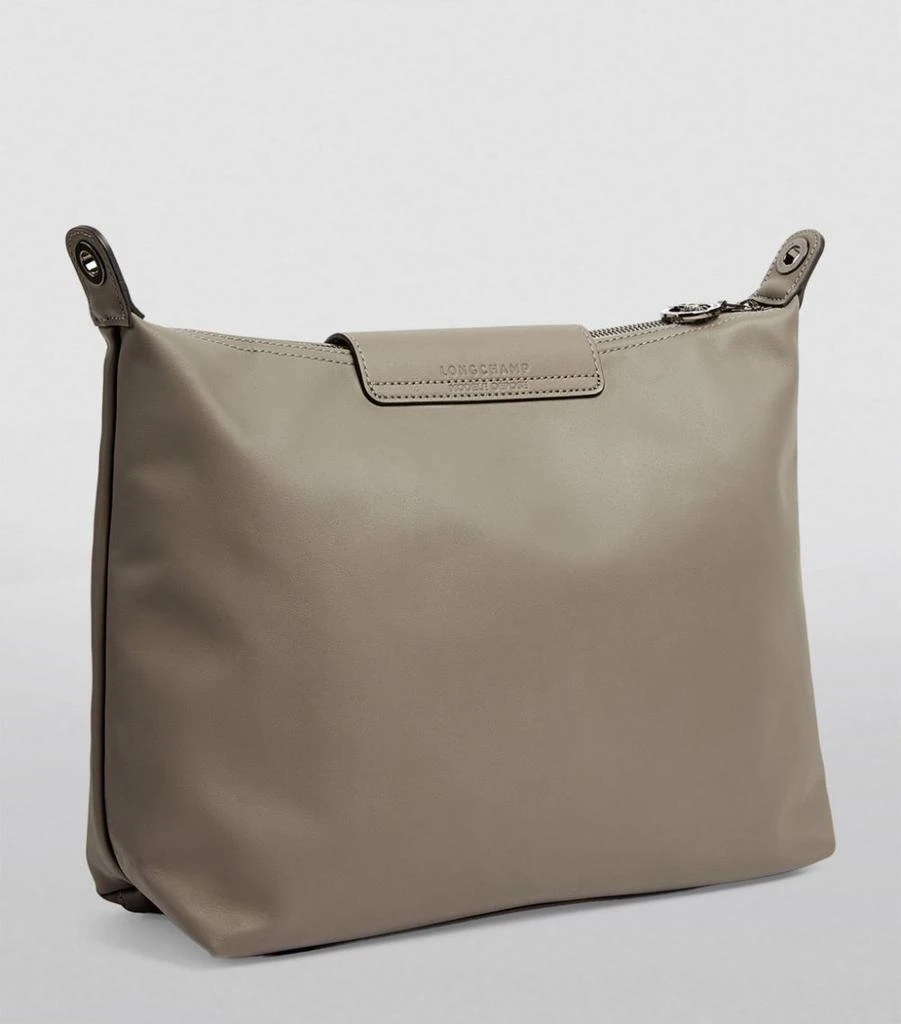 商品Longchamp|Medium Leather Le Pliage Shoulder Bag,价格¥3763,第3张图片详细描述