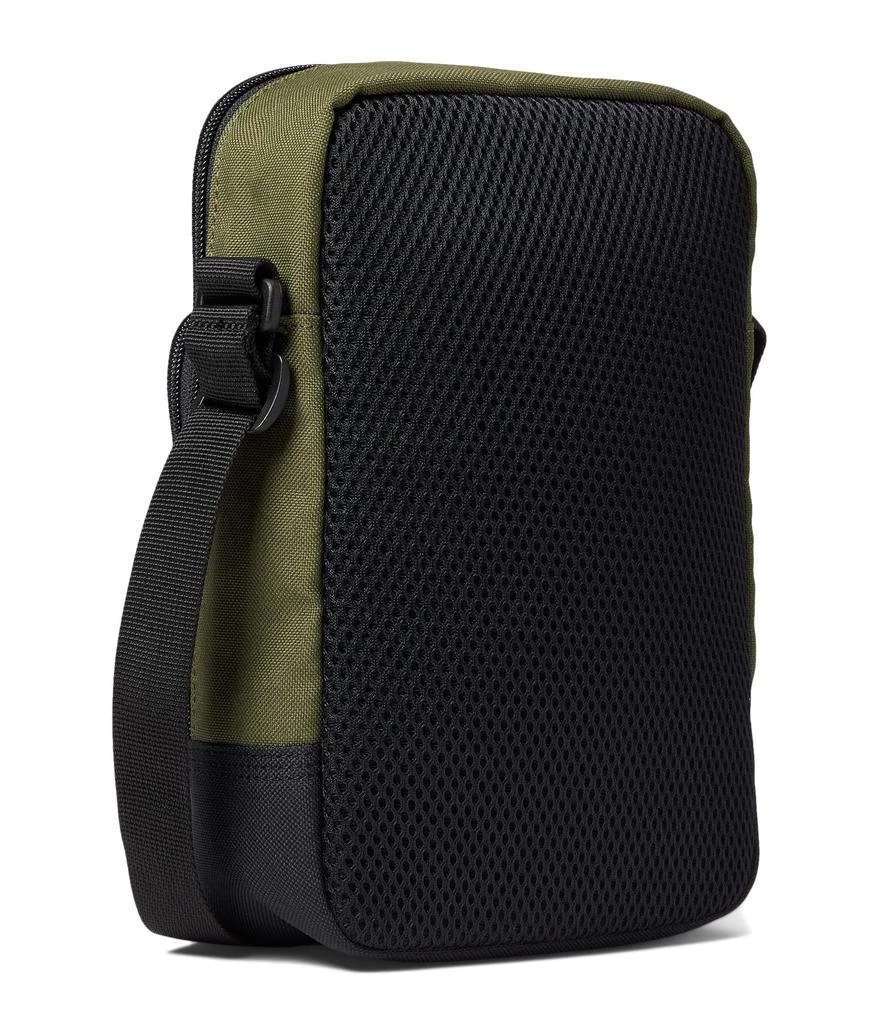 商品Carhartt|Crossbody Zip Bag,价格¥226,第2张图片详细描述