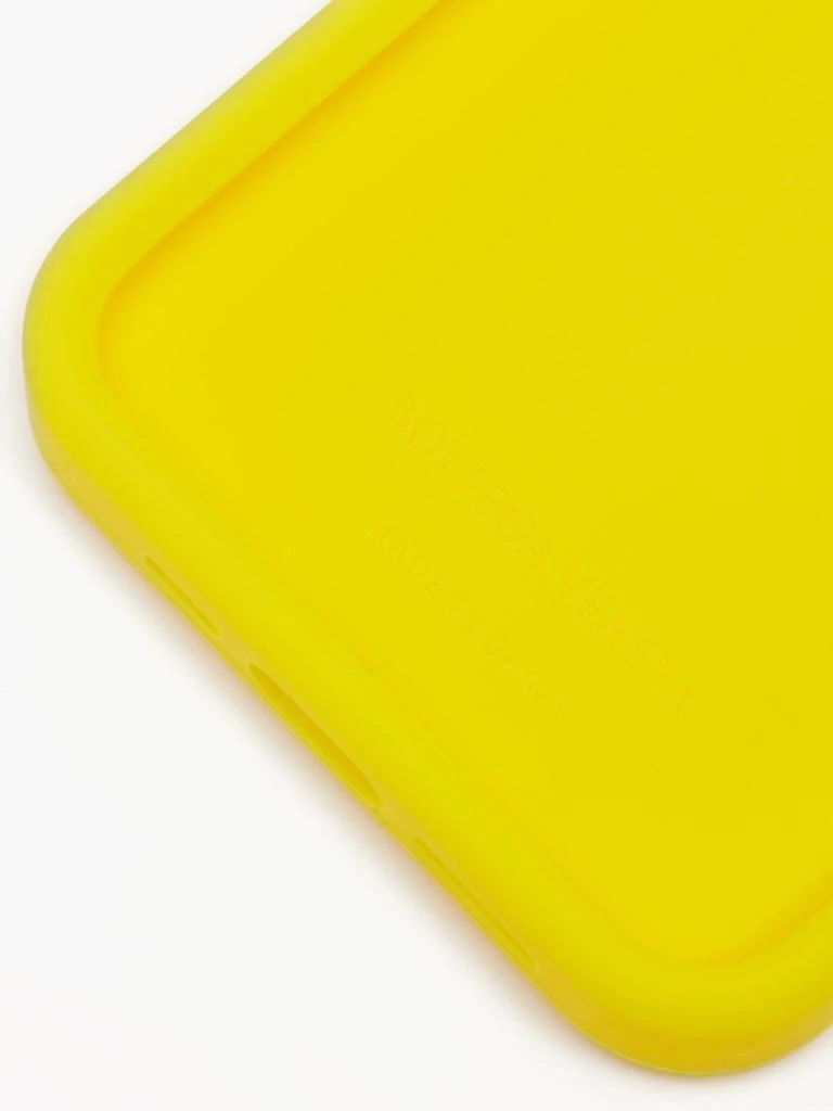 商品Bottega Veneta|Intrecciato rubber iPhone® 13 Pro case,价格¥1981,第4张图片详细描述