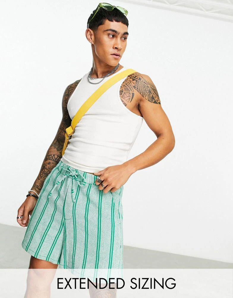 商品ASOS|ASOS DESIGN wide cargo shorts with crinkle texture in turquoise,价格¥161,第1张图片