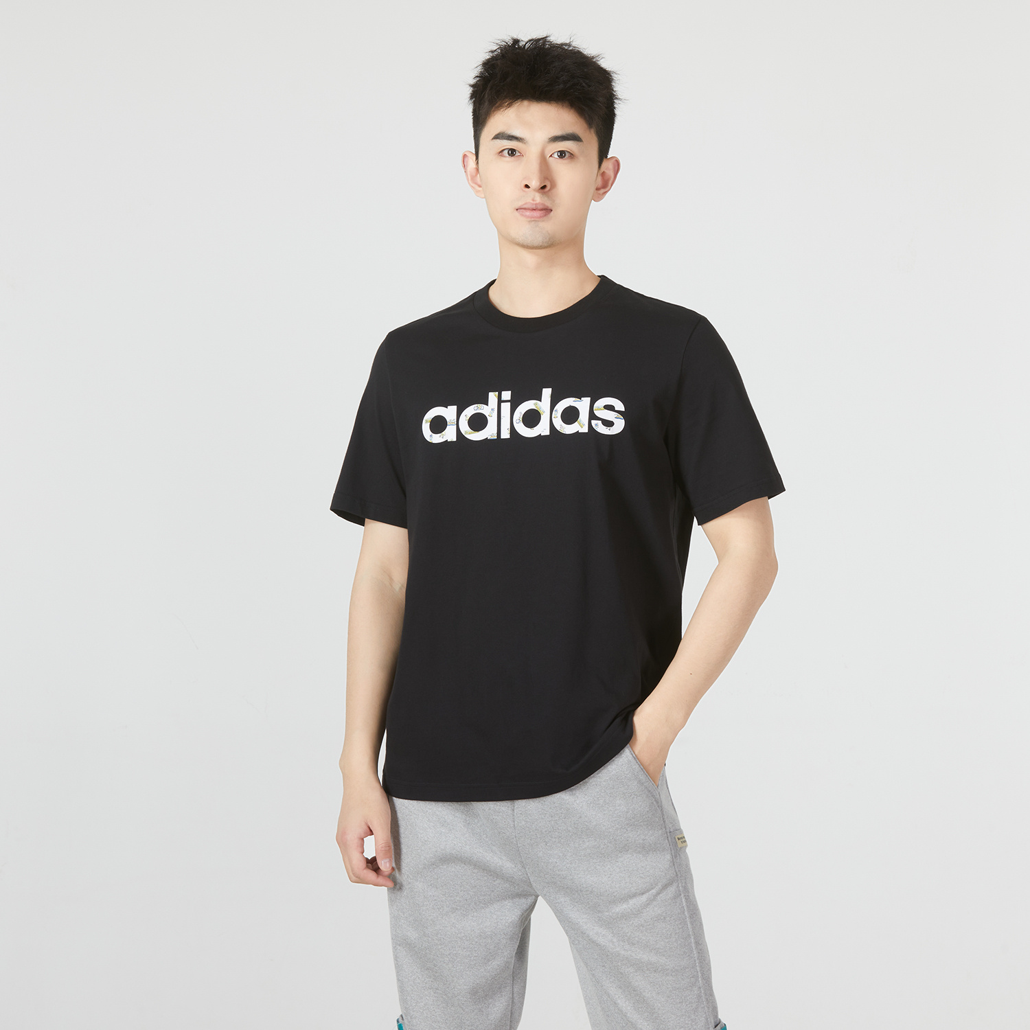 商品[国内直发] Adidas|M CE GR TEE 2男士运动休闲短袖T恤,价格¥109,第1张图片