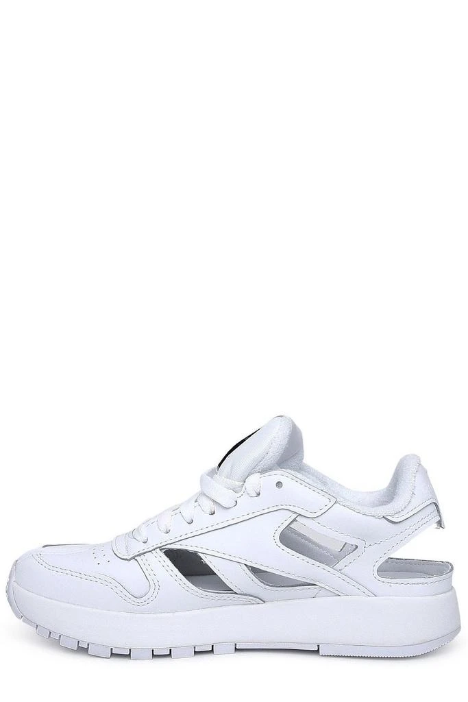 商品MAISON MARGIELA|Maison Margiela X Reebok Tabi Cut-Out Sneakers,价格¥1515,第2张图片详细描述