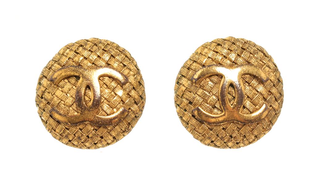 Chanel Gold CC Earrings商品第1张图片规格展示