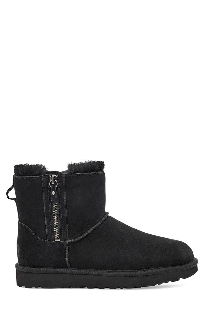 商品UGG|Classic Suede Mini Double Zip Genuine Shearling Boot,价格¥900,第3张图片详细描述