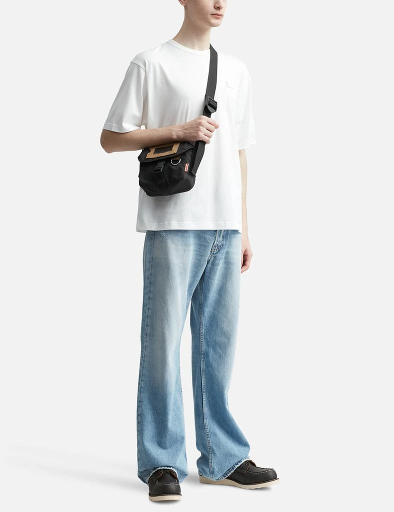 商品Acne Studios|Mini Nylon Messenger Bag,价格¥1130,第5张图片详细描述