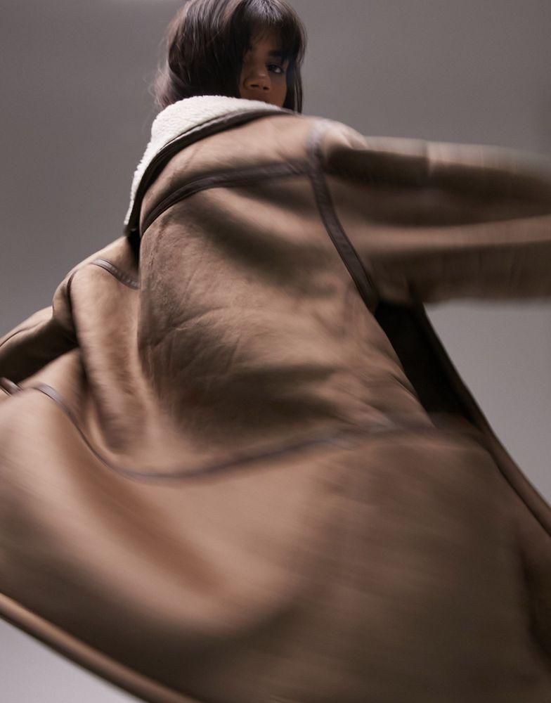 Topshop oversized faux shearling car coat in mink商品第2张图片规格展示