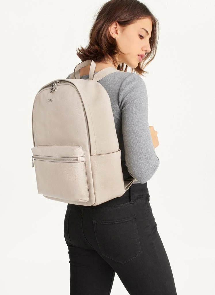 商品DKNY|Phoebe Backpack,价格¥1443,第4张图片详细描述