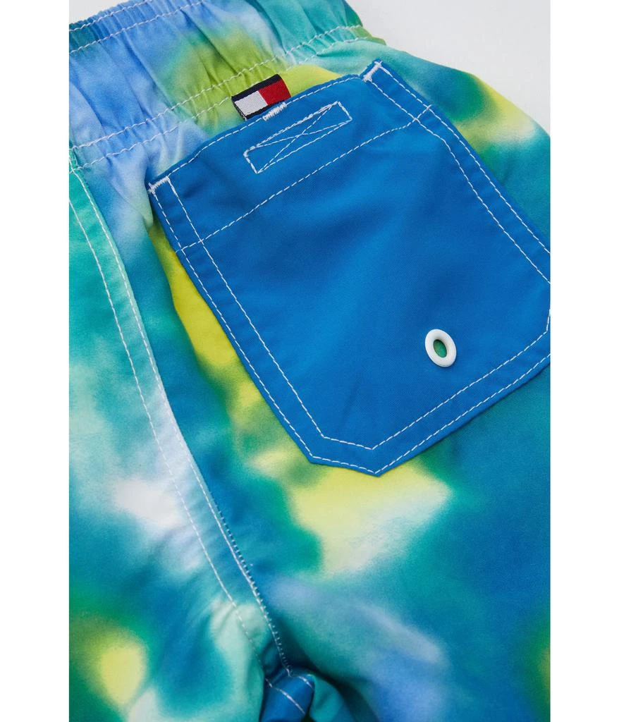 商品Tommy Hilfiger|Tie-Dye Swim Trunks (Toddler/Little Kids),价格¥235,第2张图片详细描述