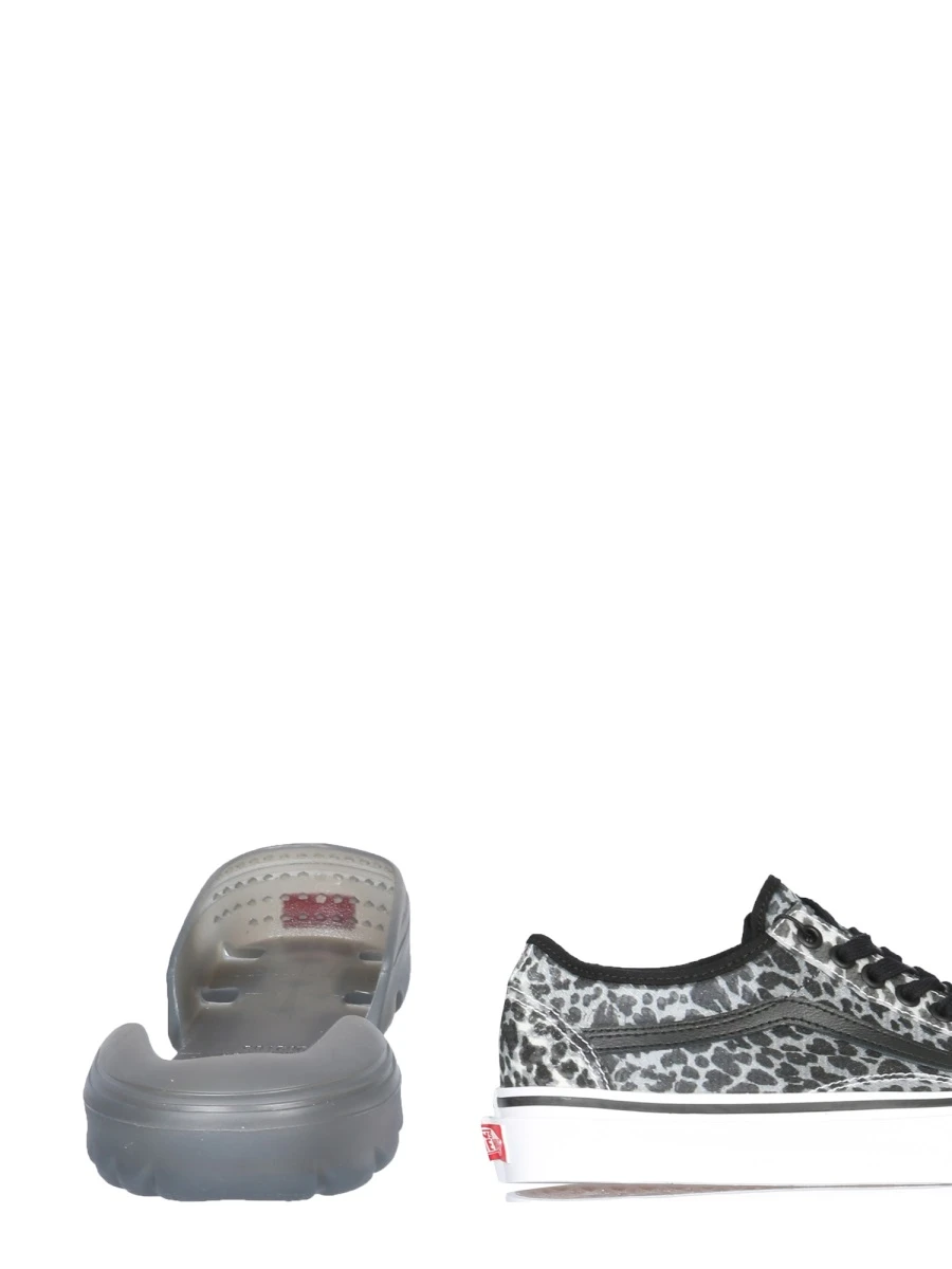 商品Vans|Vans 女士休闲鞋 VN0A7Q5VAXK1 黑色,价格¥906,第6张图片详细描述