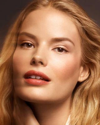 商品Bobbi Brown|Take It To Glow Highlight & Bronzing Powder Palette,价格¥439,第5张图片详细描述