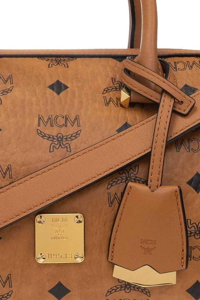 商品MCM|MCM Monogrammed Small Top Handle Bag,价格¥5759,第5张图片详细描述