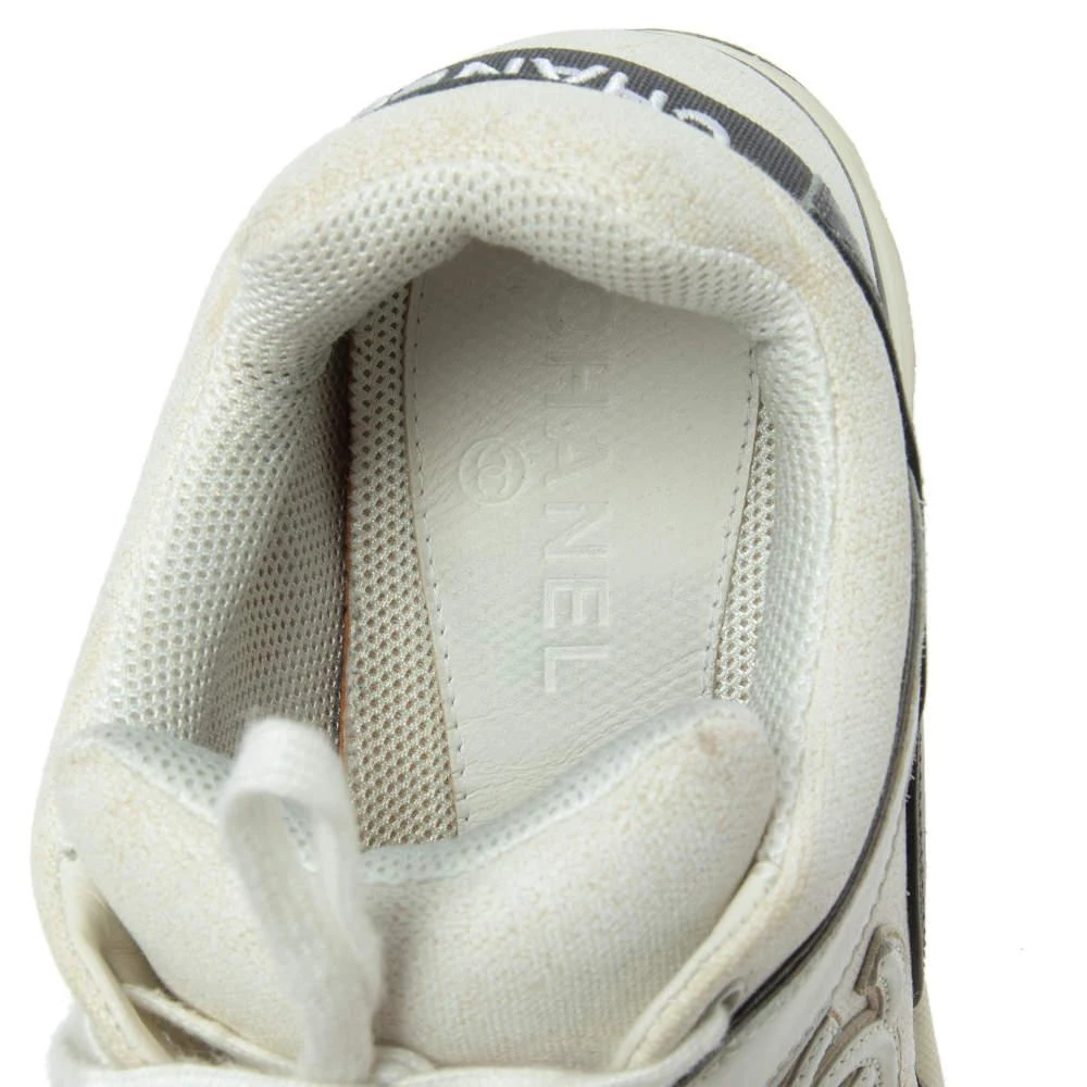 Chanel Tricolor Leather And Canvas  CC Lace Up Sneakers  Size 40 商品