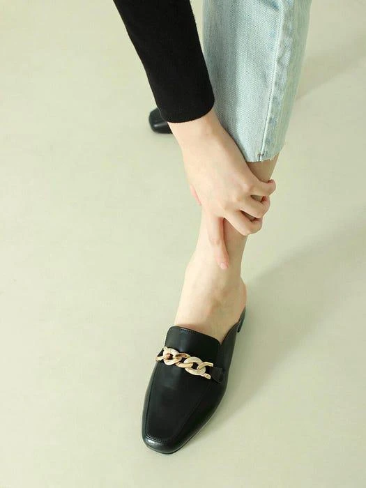 商品CESTI|Pearl Surprise Chain Bloafer (BLACK),价格¥774,第3张图片详细描述