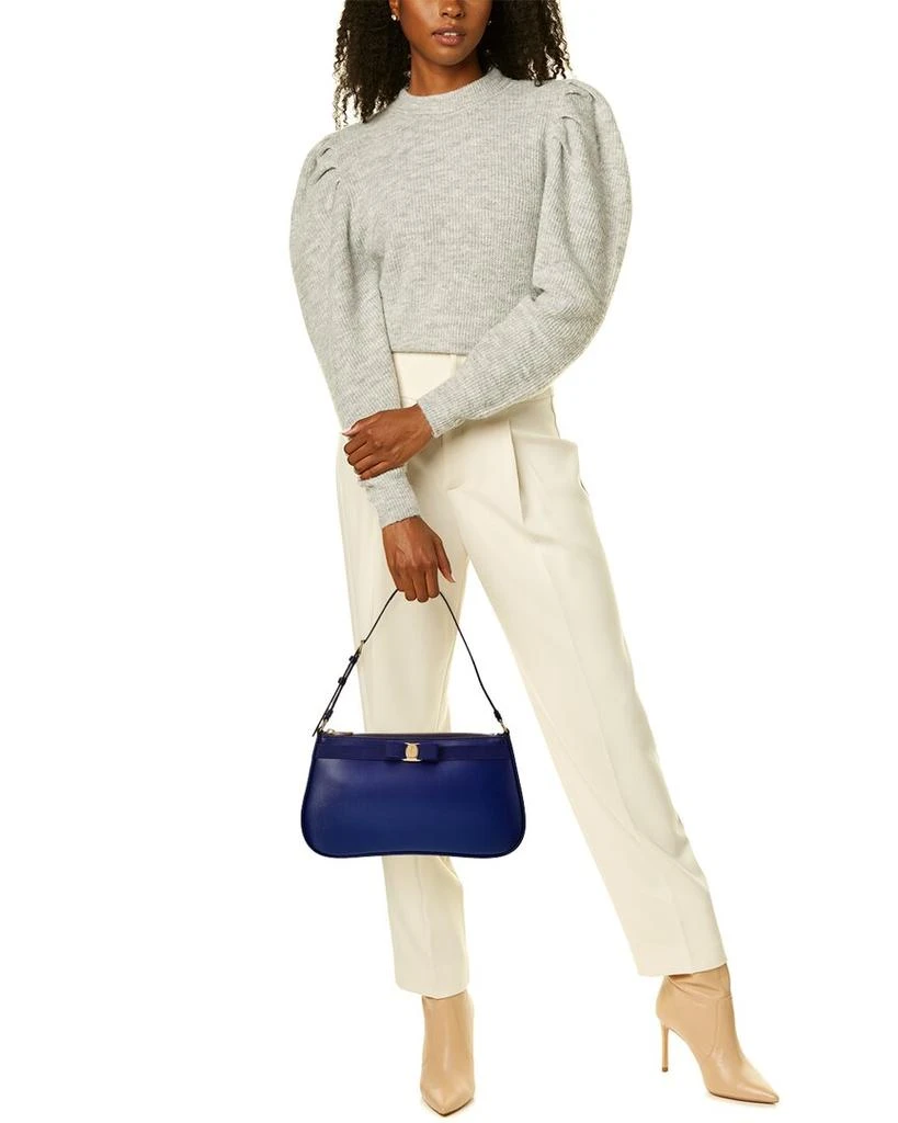 商品Salvatore Ferragamo|Salvatore Ferragamo Vara Bow Small Leather Shoulder Bag,价格¥10641,第4张图片详细描述