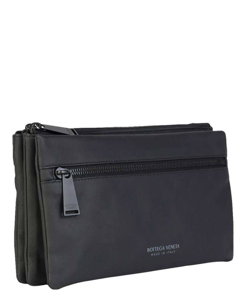 商品Bottega Veneta|Fluid Messenger Crossbody,价格¥4282,第2张图片详细描述