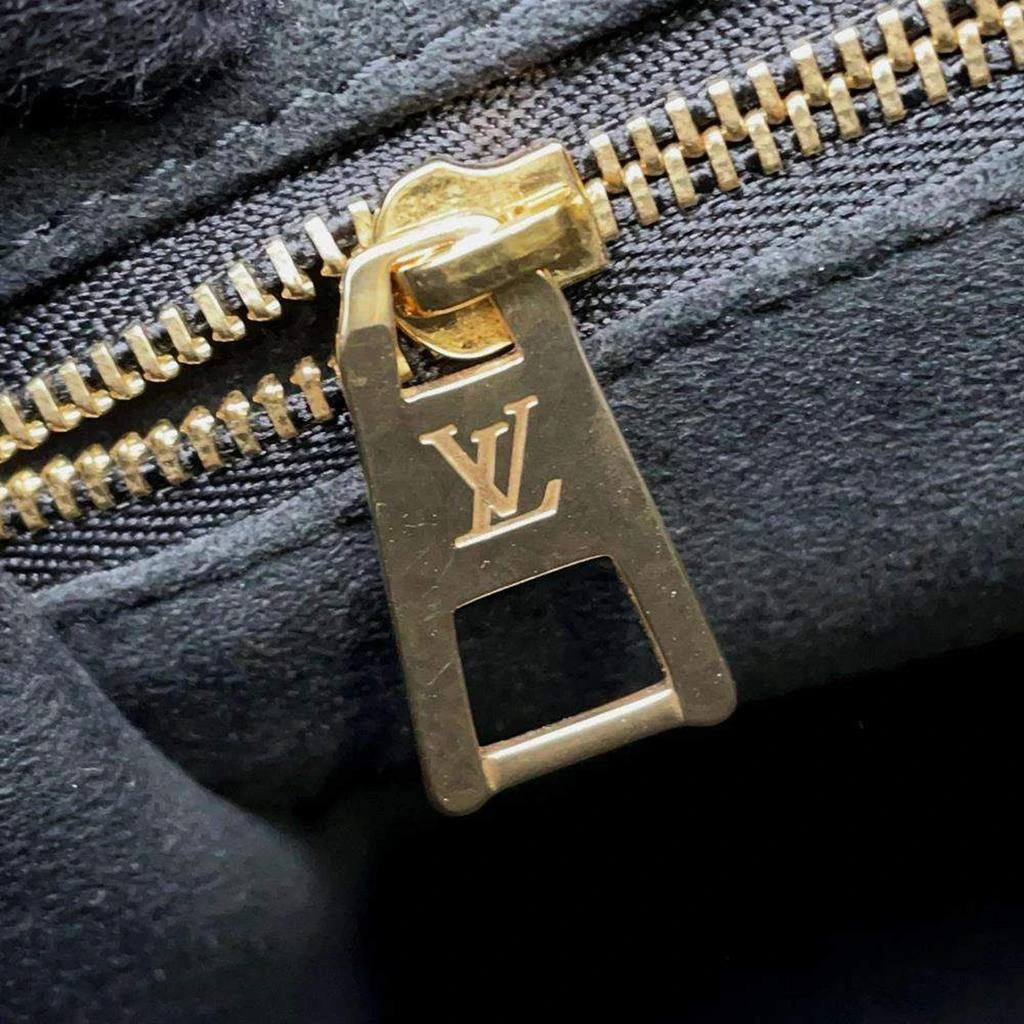 Louis Vuitton Noir Epi Leather Sac Plat bag Size Bb 商品