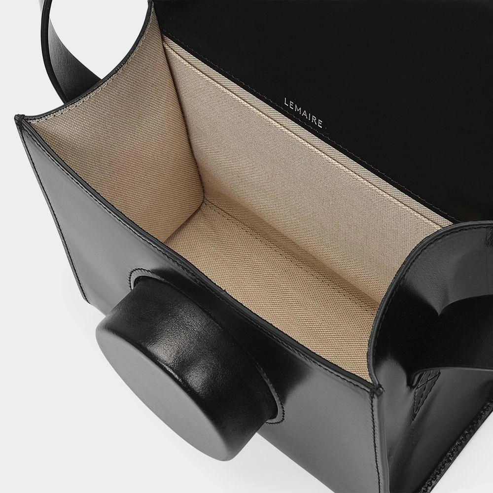 商品Lemaire|Camera Bag in Black Cow Leather,价格¥8506,第4张图片详细描述