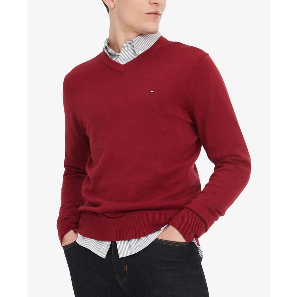 商品Tommy Hilfiger|Men's Essential Solid V-Neck Sweater, Created for Macy's,价格¥302,第4张图片详细描述