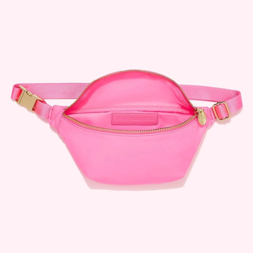 商品Stoney Clover Lane|Women's Classic Fanny Pack Bag In Bubblegum,价格¥780,第2张图片详细描述