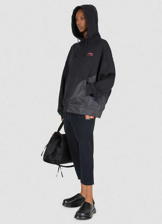 商品Li-Ning|Contrast Panel Hooded Sweatshirt in Black,价格¥471,第2张图片详细描述