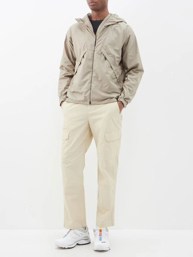 商品Goldwin|Packable ripstop hooded jacket,价格¥1849,第2张图片详细描述