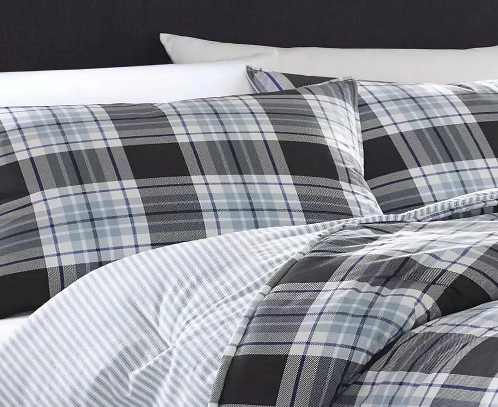 Lewis Atlantic Plaid Comforter Set 商品