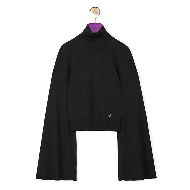 商品Loewe|【预售3-7天】LOEWE/罗意威 22年春夏新款 女士黑色粘胶纤维喇叭袖针织衫毛衣S540Y14KAA-1100,价格¥8045,第4张图片详细描述